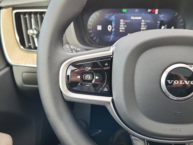 new 2026 Volvo XC60 car, priced at $58,015