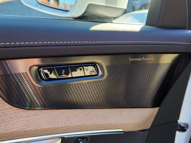 new 2026 Volvo XC90 Plug-In Hybrid car, priced at $81,875