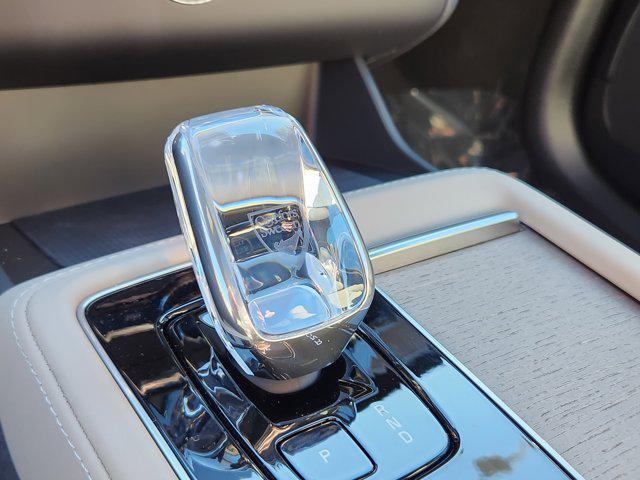 new 2026 Volvo XC90 Plug-In Hybrid car, priced at $81,875