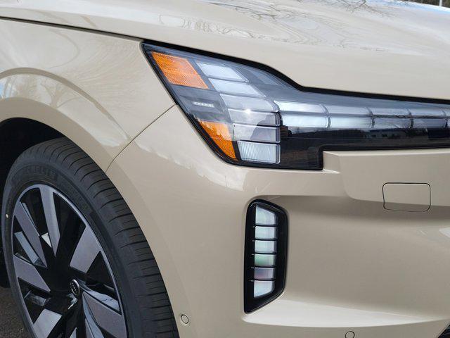 new 2025 Volvo EX90 car, priced at $81,150