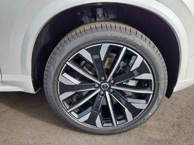 new 2026 Volvo XC90 car, priced at $75,155