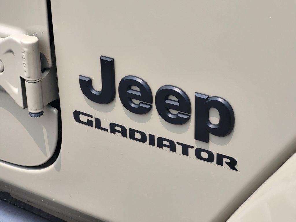 used 2022 Jeep Gladiator car, priced at $33,990