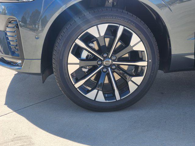 new 2026 Volvo XC60 car, priced at $53,285