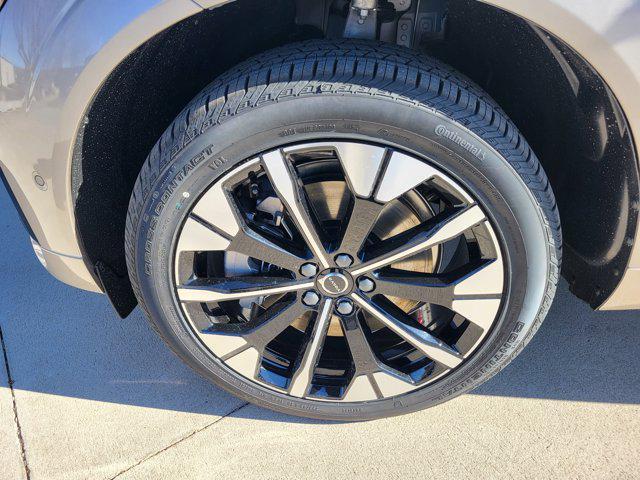 new 2026 Volvo XC60 Plug-In Hybrid car, priced at $63,905