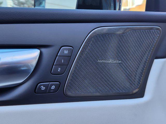 new 2026 Volvo XC60 car, priced at $63,965