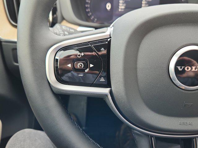new 2026 Volvo XC60 car, priced at $57,985