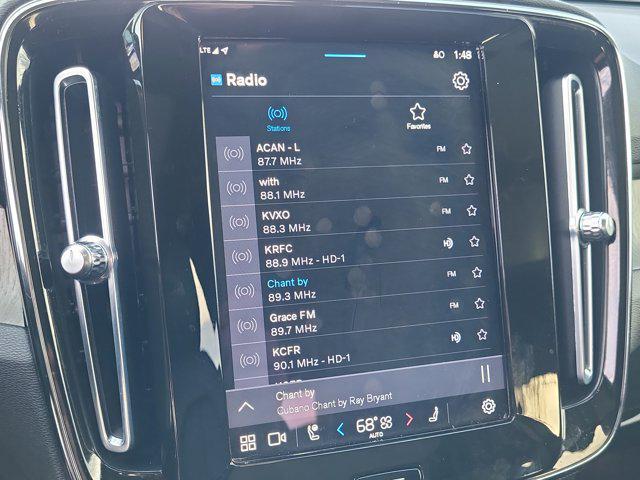 used 2023 Volvo XC40 car, priced at $25,990