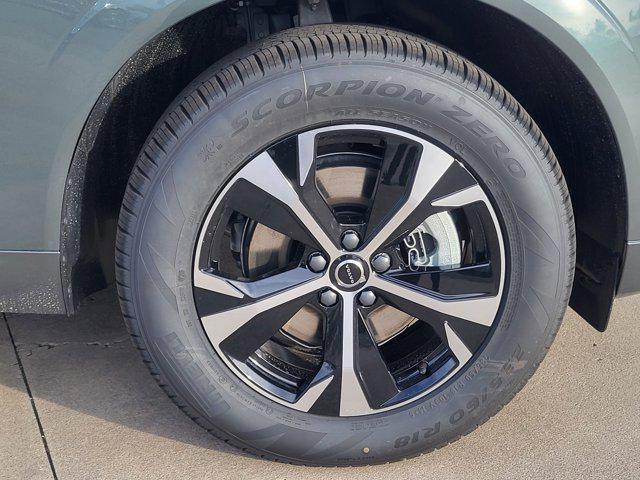 new 2026 Volvo XC60 car, priced at $47,590