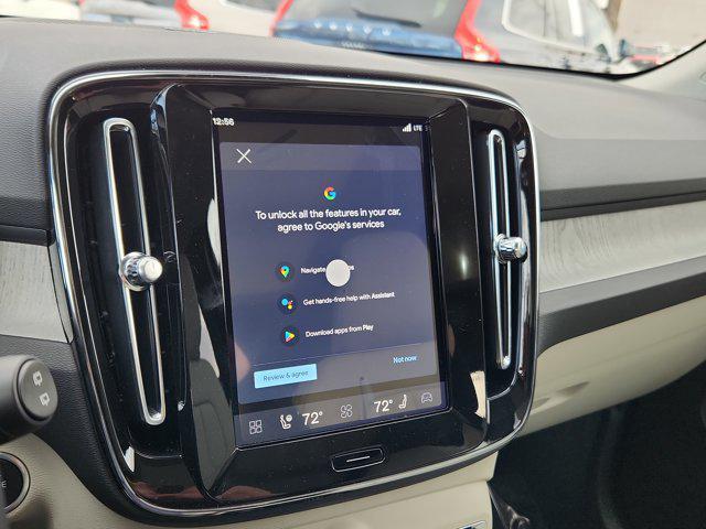 new 2026 Volvo XC40 car