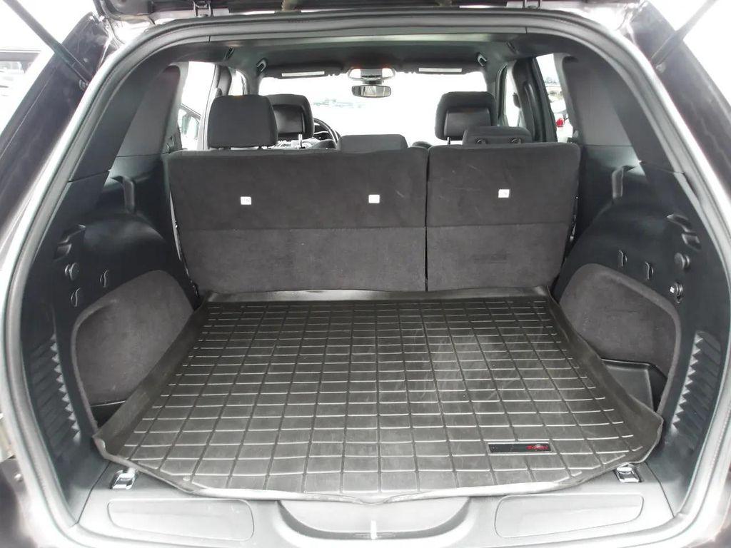 used 2017 Jeep Grand Cherokee car, priced at $13,745