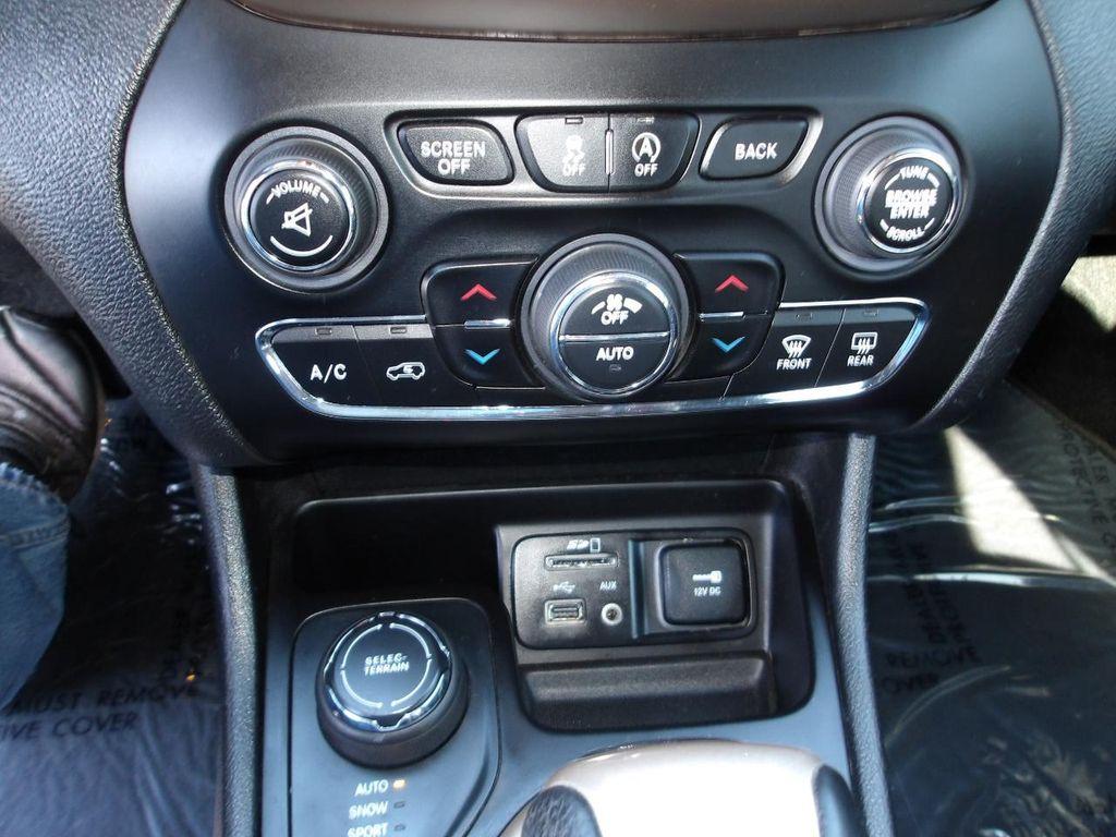 used 2017 Jeep Cherokee car, priced at $12,995