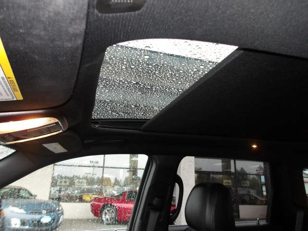 used 2017 Jeep Grand Cherokee car, priced at $16,245