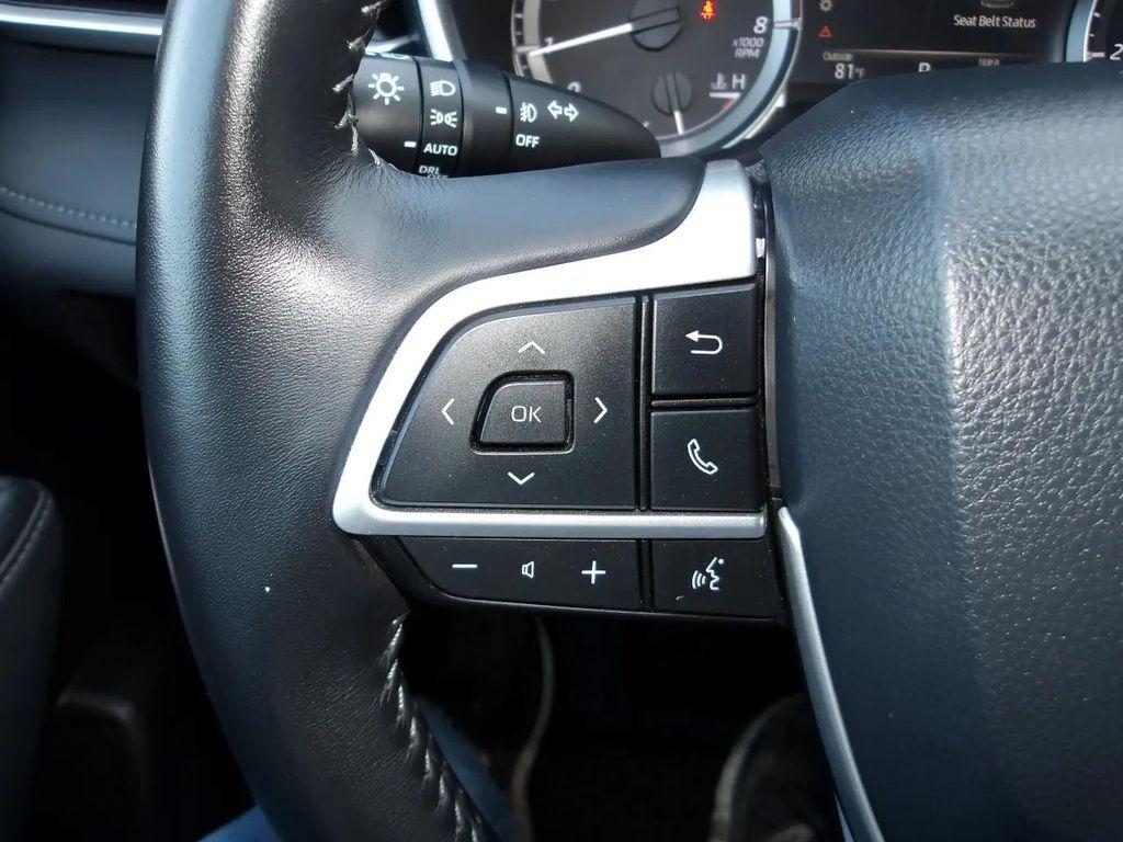 used 2023 Toyota Highlander car, priced at $41,995