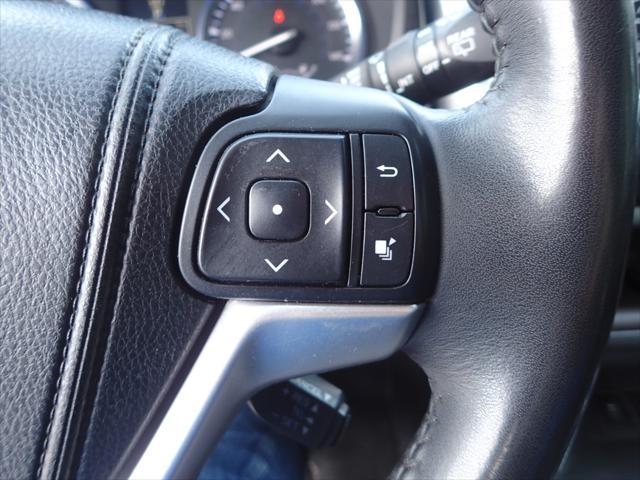 used 2015 Toyota Highlander car, priced at $17,985