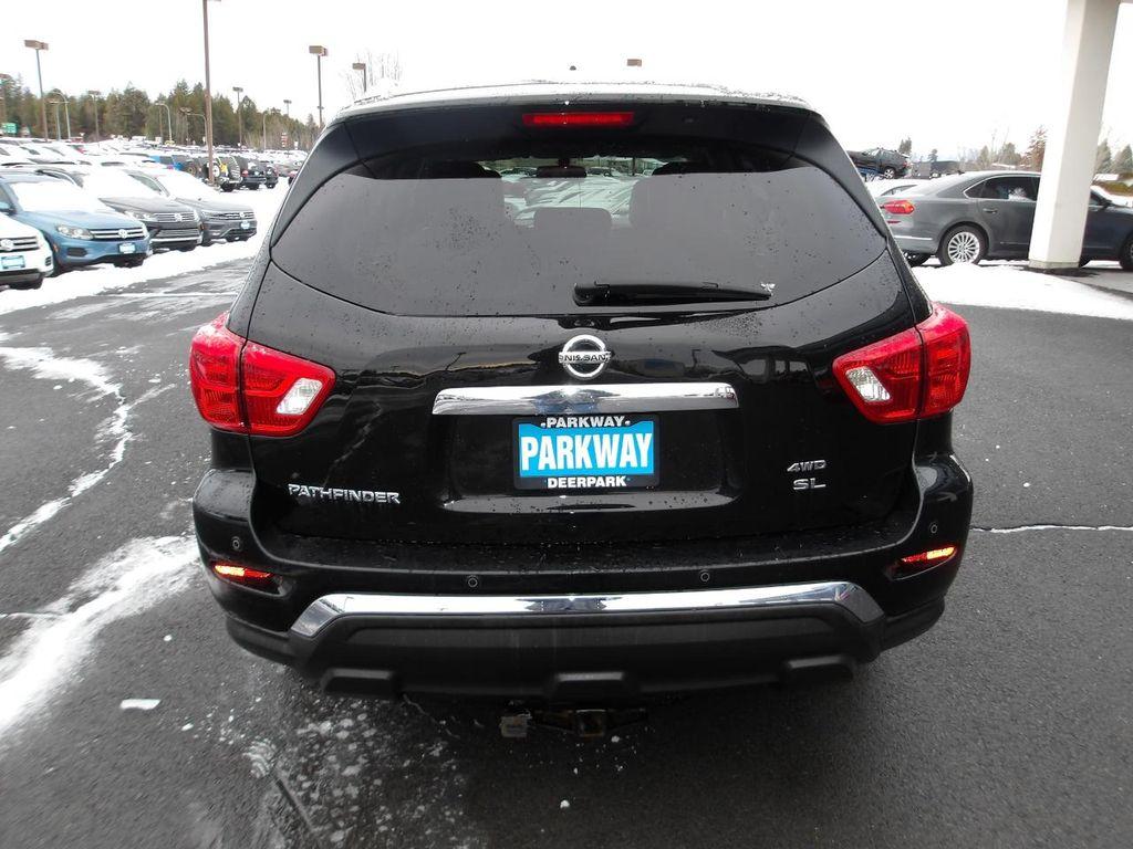 used 2018 Nissan Pathfinder car