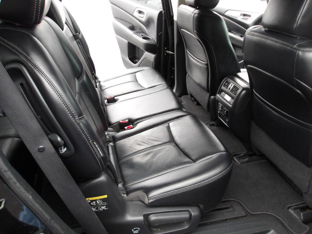 used 2018 Nissan Pathfinder car