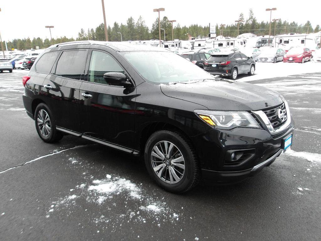 used 2018 Nissan Pathfinder car