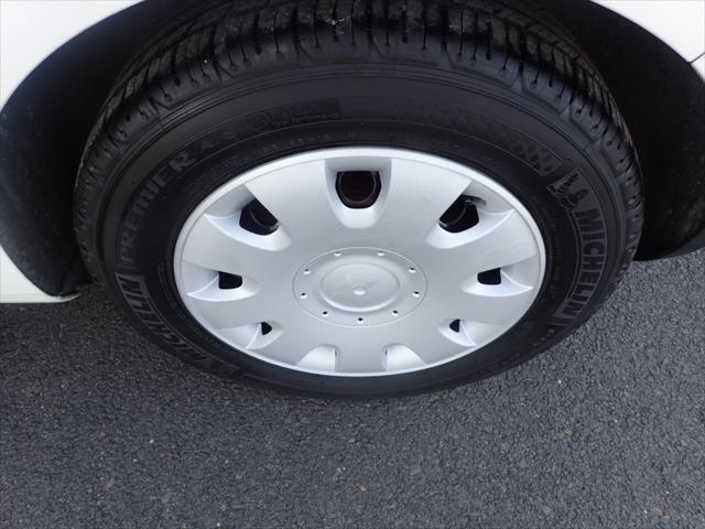 used 2009 Volkswagen Rabbit car, priced at $6,985