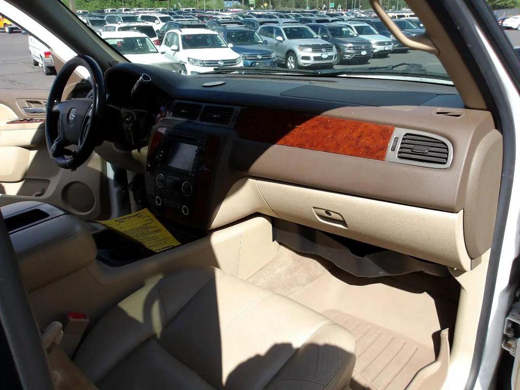 used 2010 Chevrolet Tahoe Hybrid car, priced at $3,385