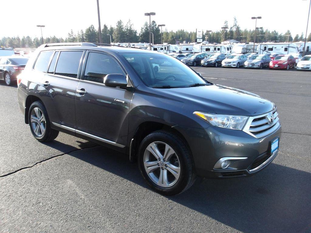 used 2011 Toyota Highlander car, priced at $11,745