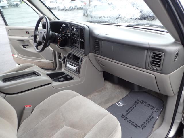 used 2005 GMC Yukon XL car, priced at $5,539
