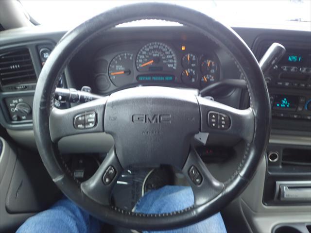 used 2005 GMC Yukon XL car, priced at $5,539
