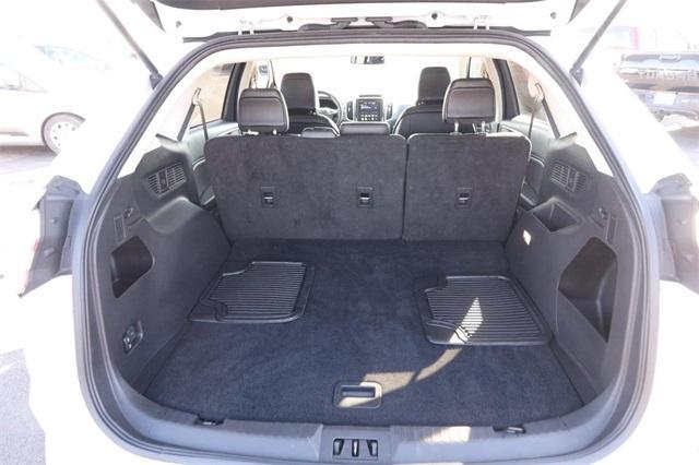 used 2024 Ford Edge car, priced at $21,950