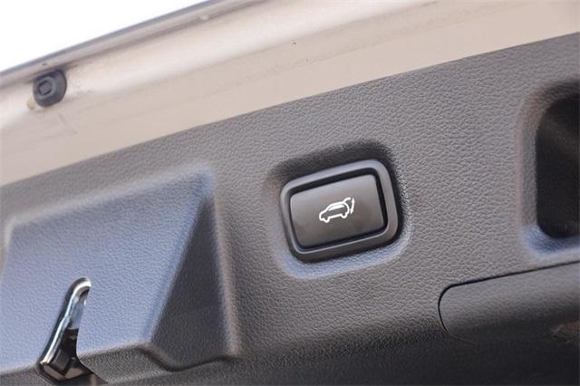 used 2023 Hyundai Santa Fe car, priced at $20,950