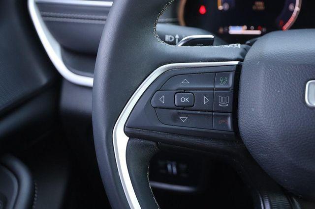 used 2024 Jeep Grand Cherokee car, priced at $29,070