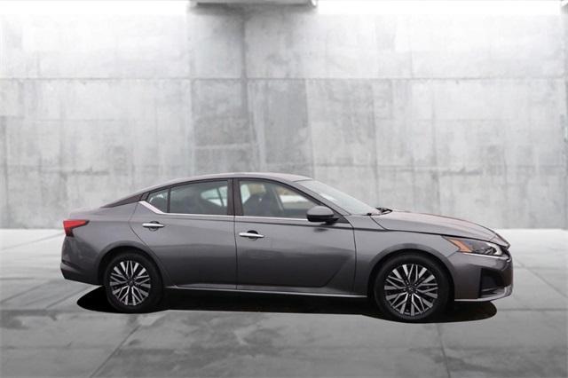used 2023 Nissan Altima car, priced at $19,950