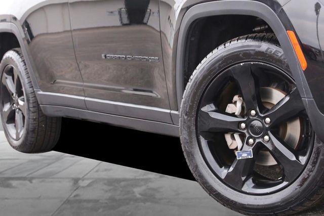 used 2023 Jeep Grand Cherokee car, priced at $29,070