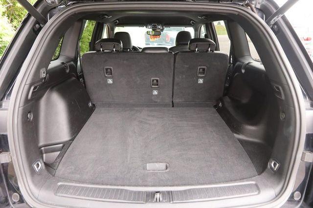 used 2023 Jeep Grand Cherokee car, priced at $29,070