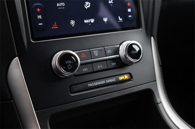 used 2024 Ford Edge car, priced at $20,950