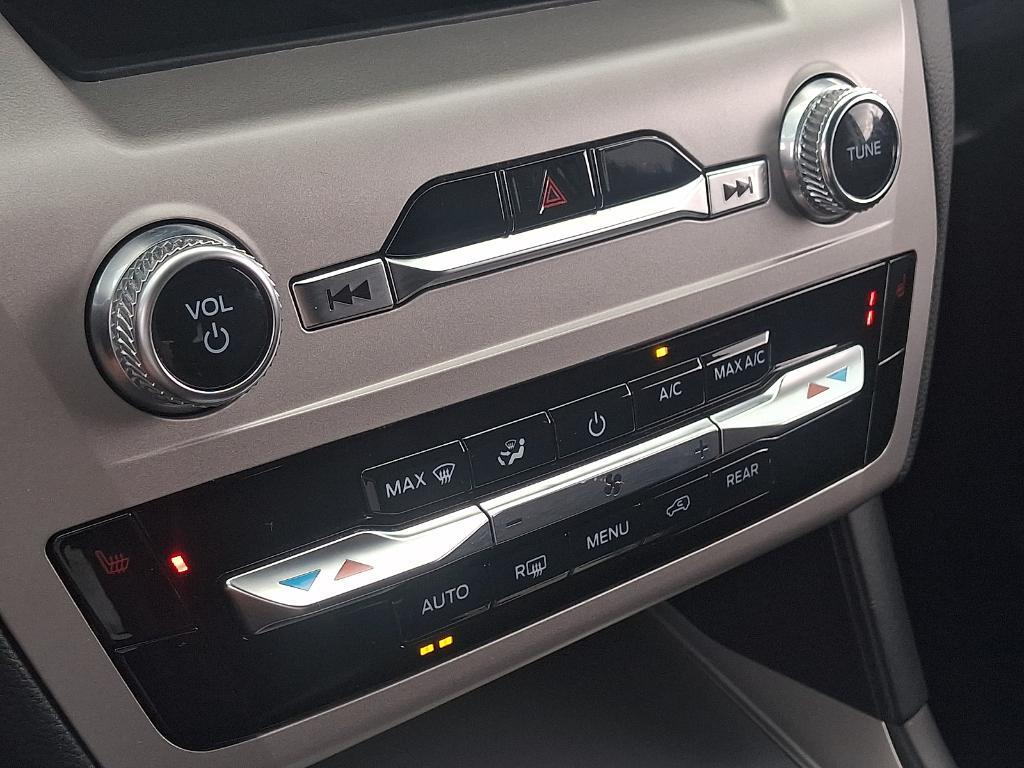 used 2023 Ford Explorer car, priced at $33,798