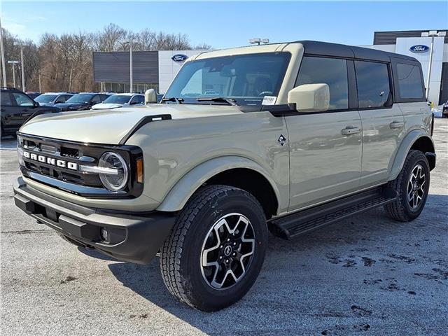 new 2025 Ford Bronco car, priced at $48,198