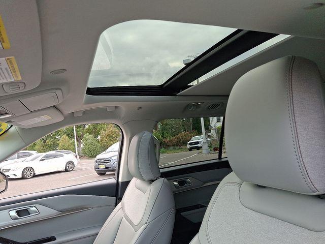 used 2025 Ford Explorer car, priced at $39,495