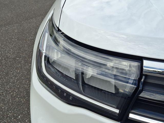 used 2025 Ford Explorer car, priced at $39,495