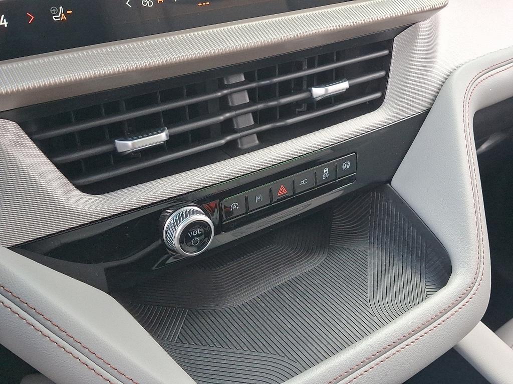 used 2025 Ford Explorer car, priced at $39,995