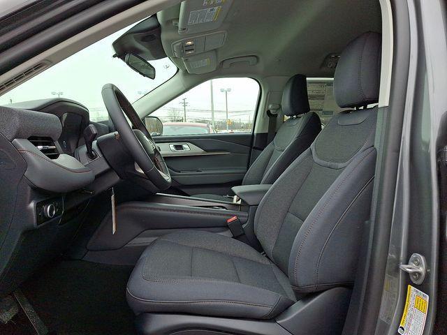 new 2026 Ford Explorer car, priced at $40,519