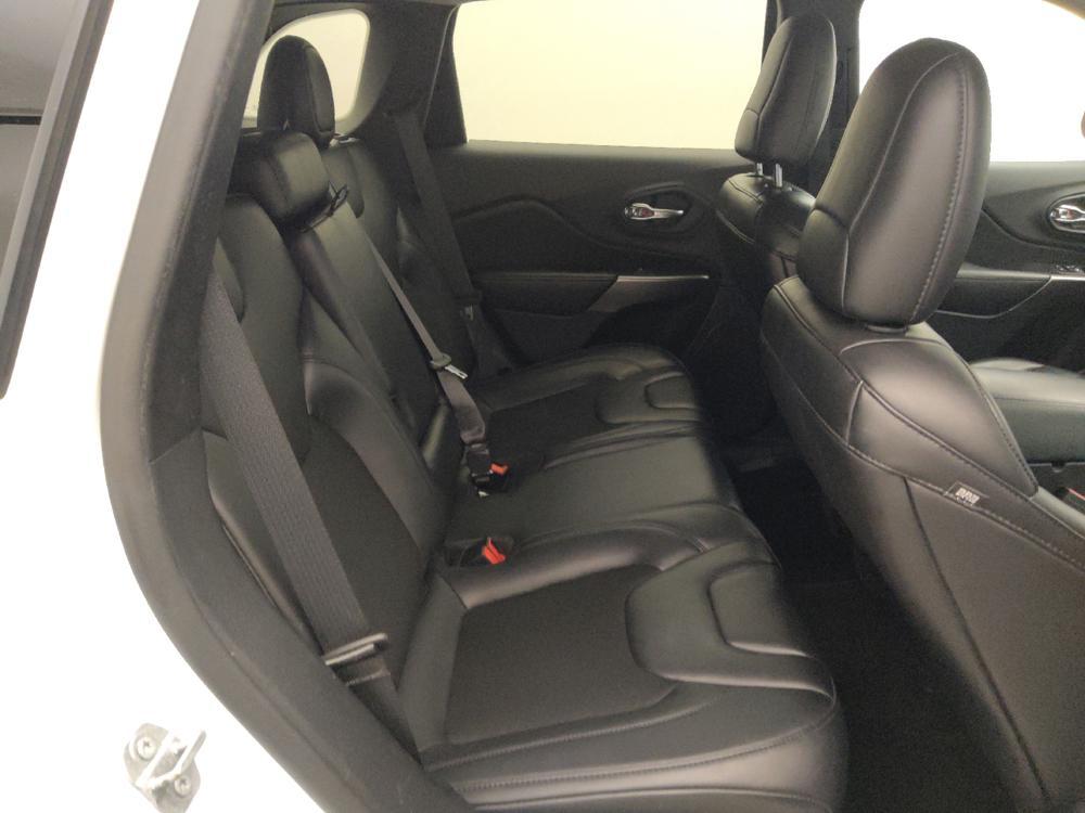 used 2020 Jeep Cherokee car, priced at $18,595
