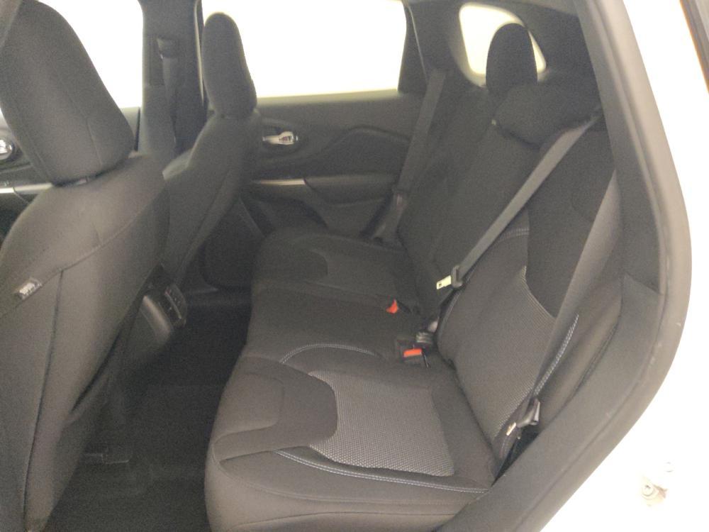 used 2020 Jeep Cherokee car, priced at $18,895