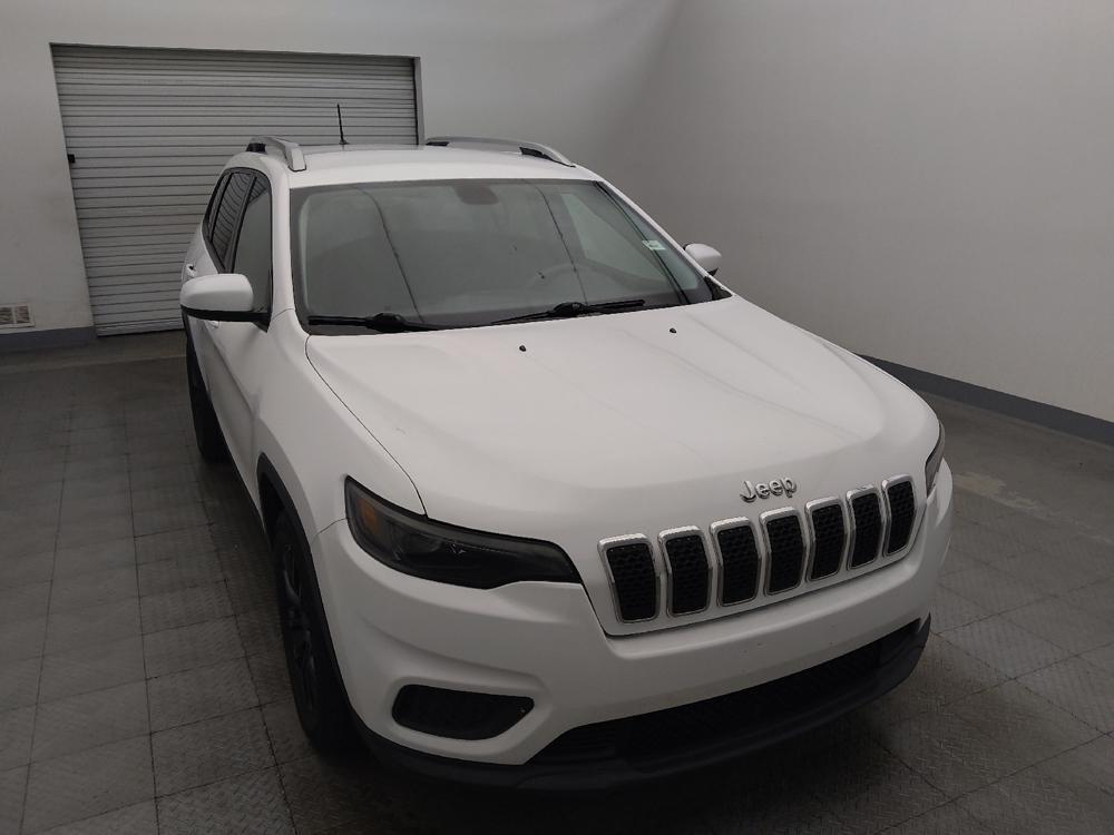 used 2020 Jeep Cherokee car, priced at $18,895