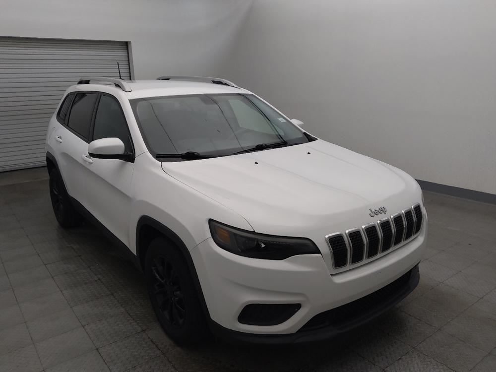 used 2020 Jeep Cherokee car, priced at $18,895