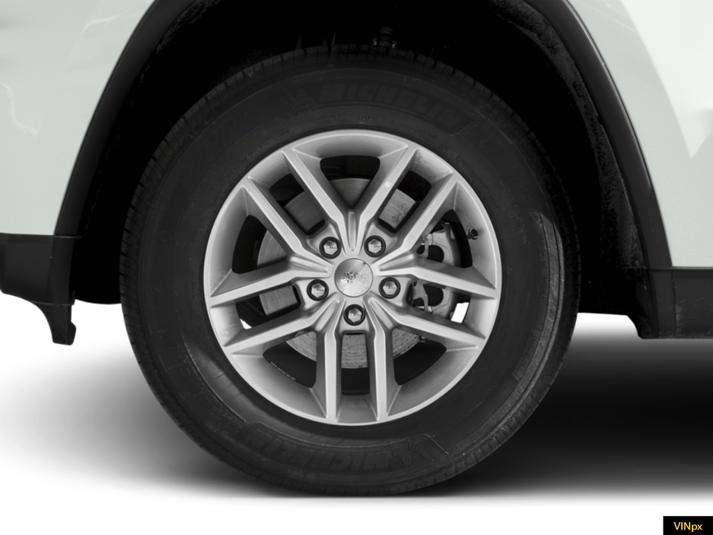 used 2018 Jeep Grand Cherokee car, priced at $19,395