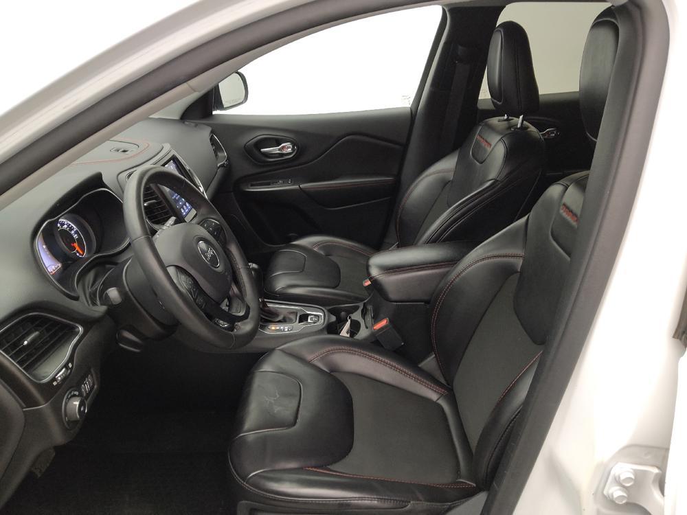 used 2022 Jeep Cherokee car, priced at $23,495