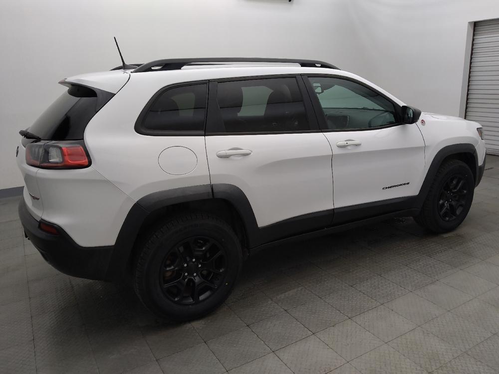 used 2022 Jeep Cherokee car, priced at $23,495