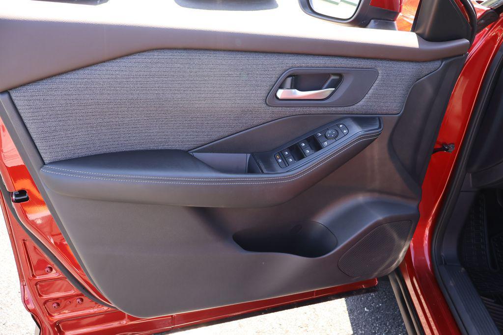 used 2021 Nissan Rogue car, priced at $18,991