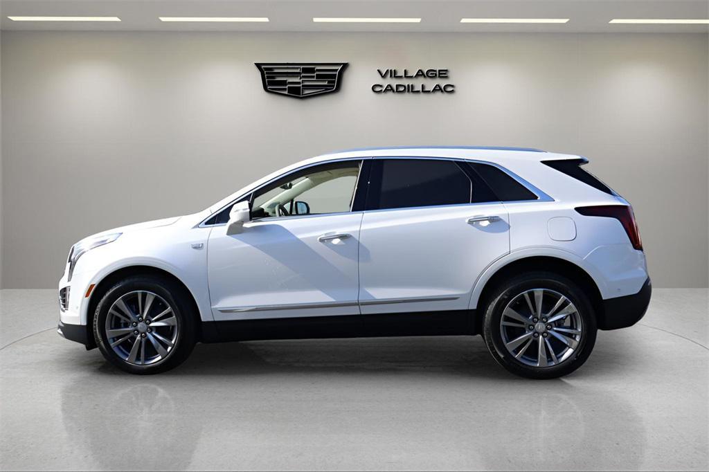 new 2026 Cadillac XT5 car, priced at $60,195