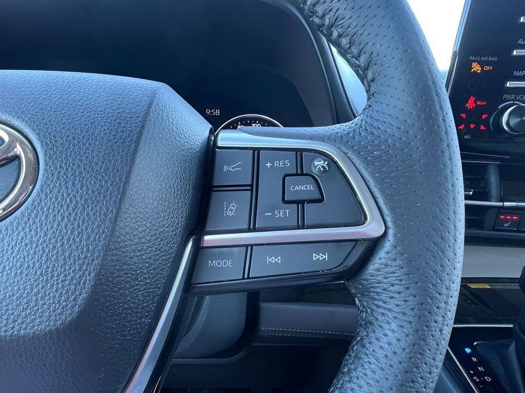 used 2022 Toyota Sienna car, priced at $39,991