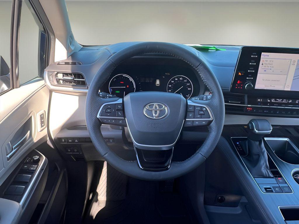 used 2022 Toyota Sienna car, priced at $39,991